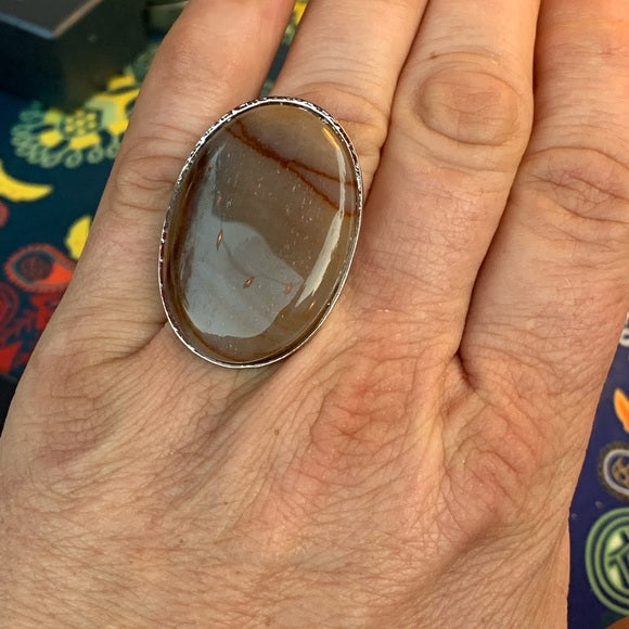 Silver-plated & Banded Agate Ring Size: OS